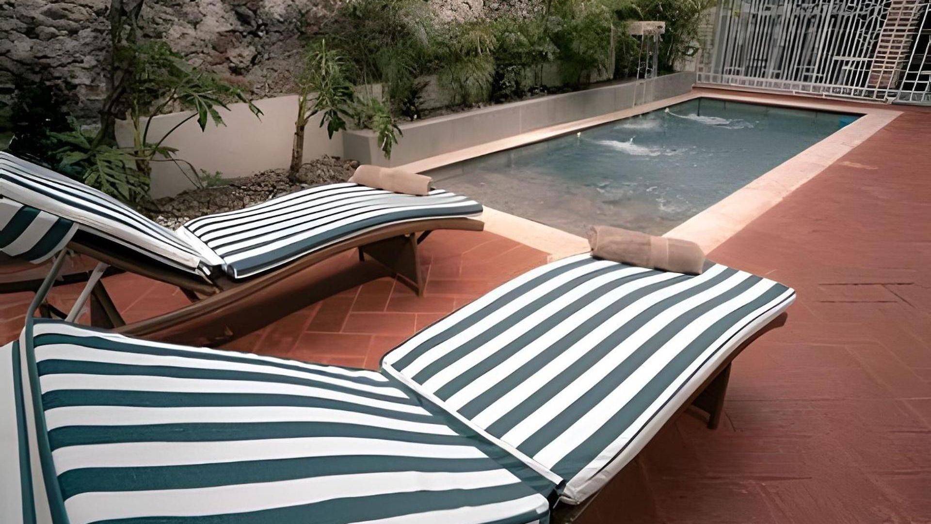 Casa Colonial En Centro Histórico Con Piscina *