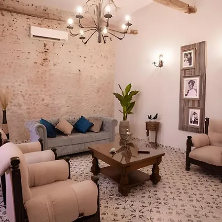 Casa Colonial En Centro Histórico Con Piscina Сasa de vacaciones *